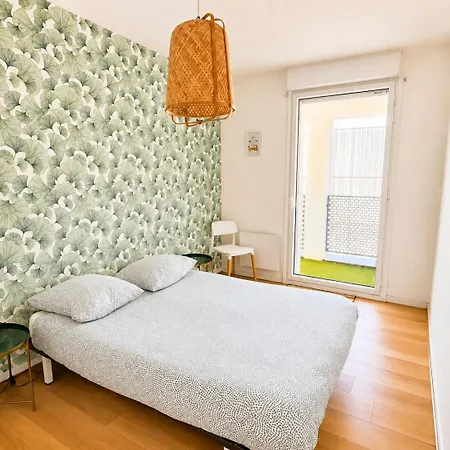 Cosy T2 De 50 M² Centre-ville Avec Garage & Balcon Διαμέρισμα Ναντ