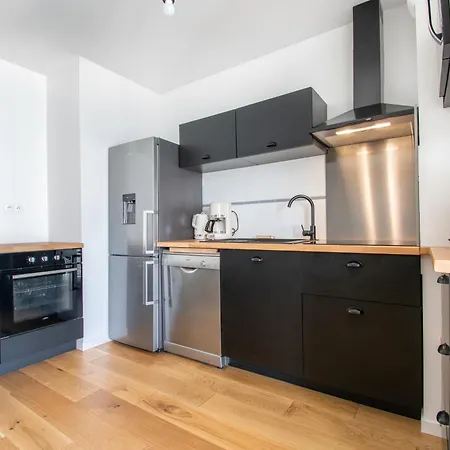 Cosy T2 De 50 M² Centre-ville Avec Garage & Balcon *